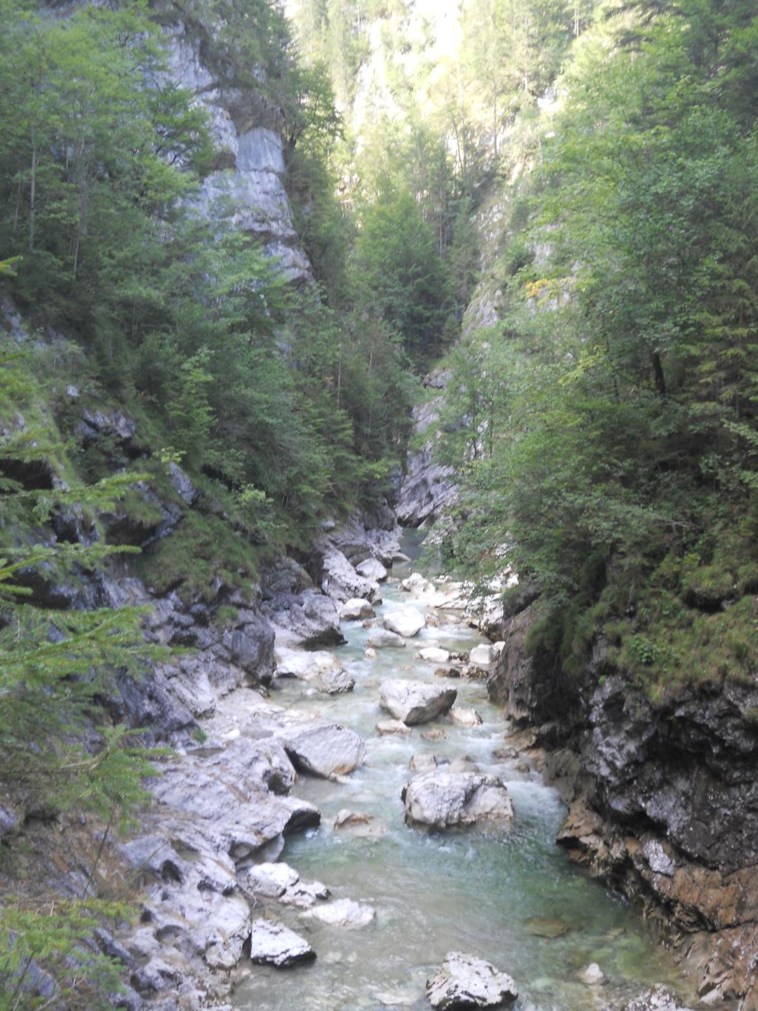 Отель Landgasthof Pfarrwirt Тирзе Экстерьер фото