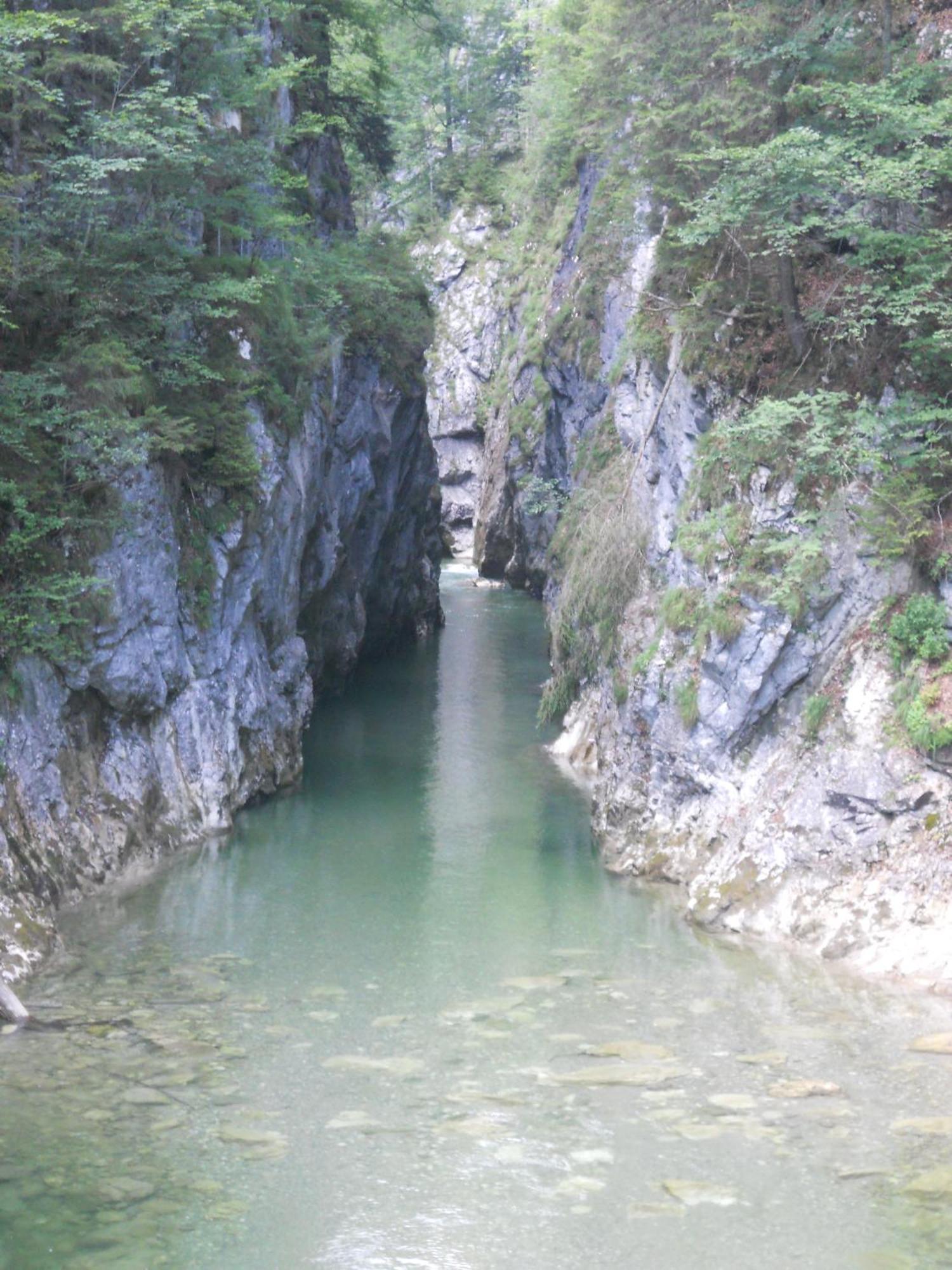 Отель Landgasthof Pfarrwirt Тирзе Экстерьер фото