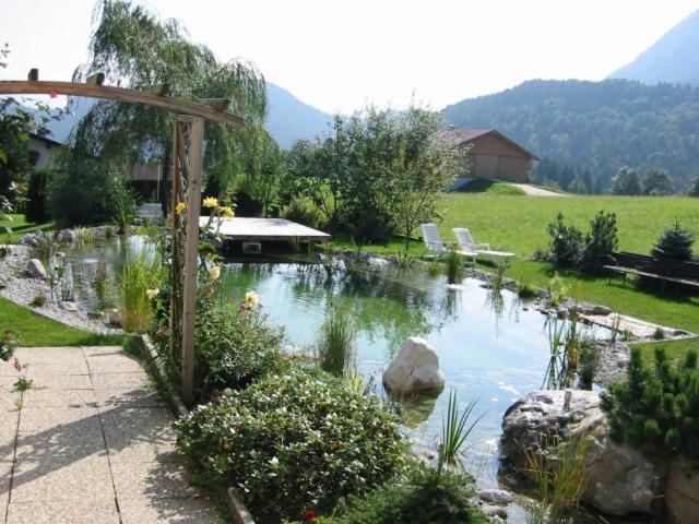 Отель Landgasthof Pfarrwirt Тирзе Экстерьер фото